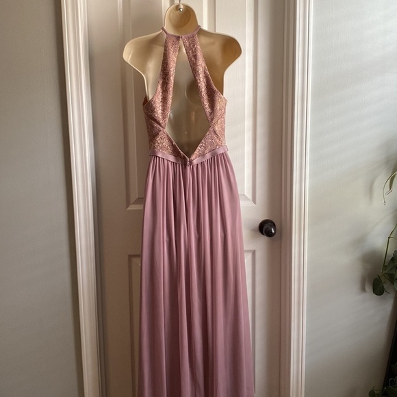 David's Bridal Rose Gold Metallic Open-Back Lace Long Bridesmaid Dress Size 8 - Picture 8 of 14